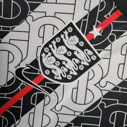 Angleterre x BRBRRY Black/White