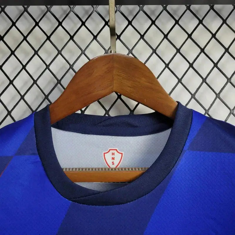 Kit enfant Croatie Extérieur 2024