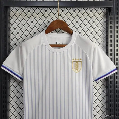 Kit enfant Uruguay Extérieur 2024