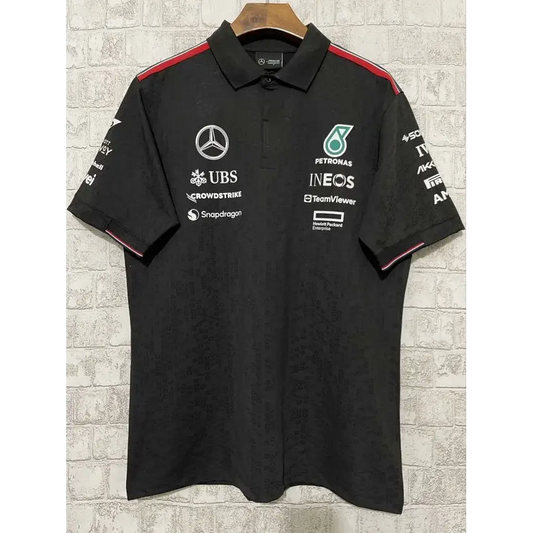 Mercedes F1 polo 2025